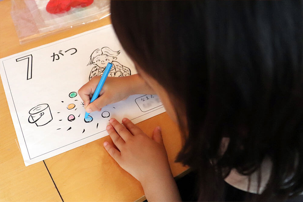 「午前クラス」(年少(90分)、年中(90分)、年長(120分)対象)